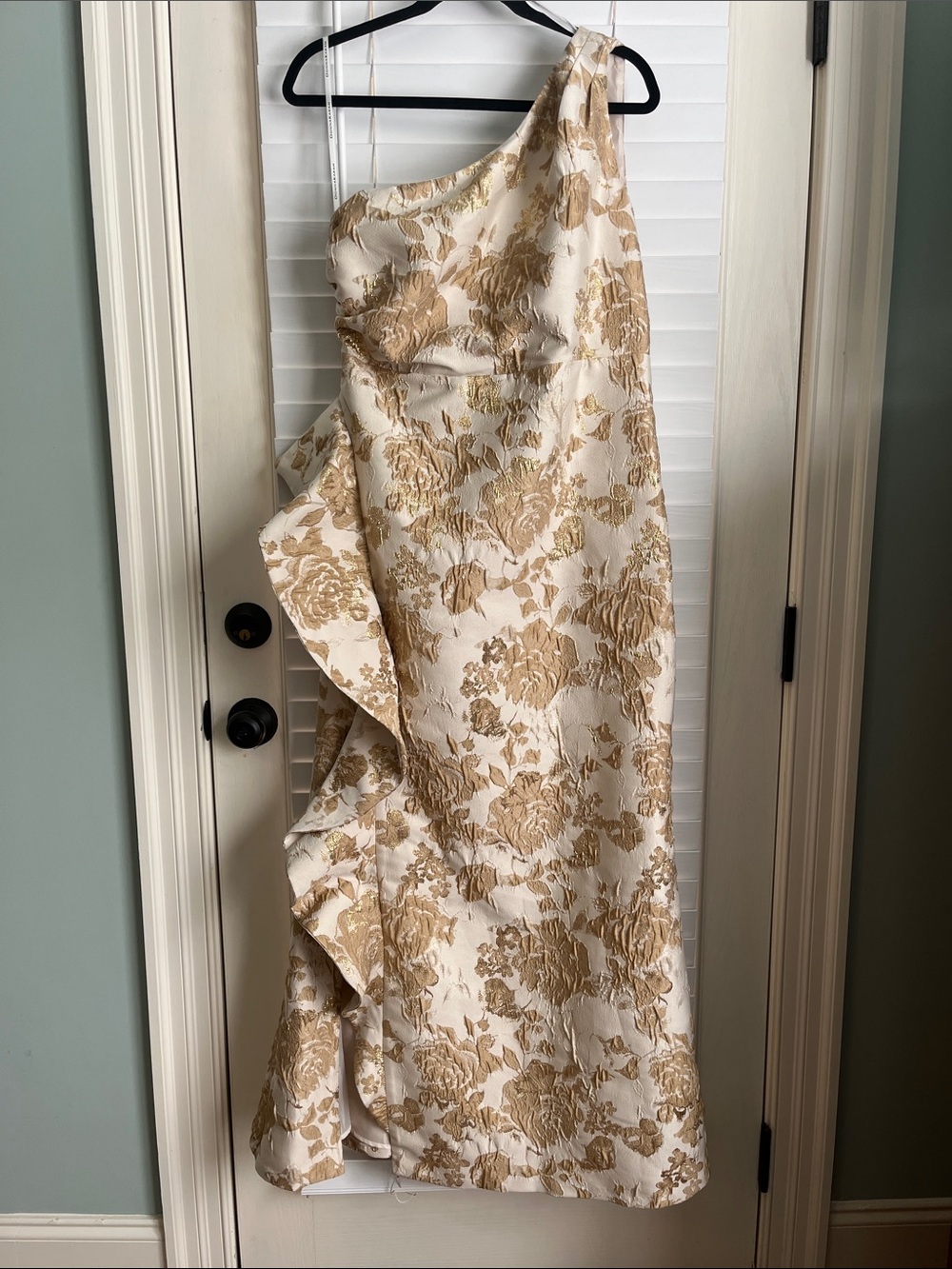 Donna Karan One-Shoulder Ivory and Gold Floral Wedding Dress
